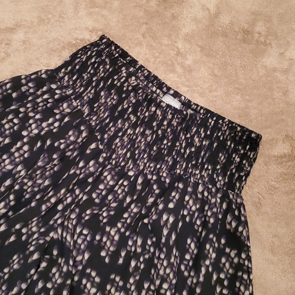 CONVERSE women's size XS high waist floral shorts.